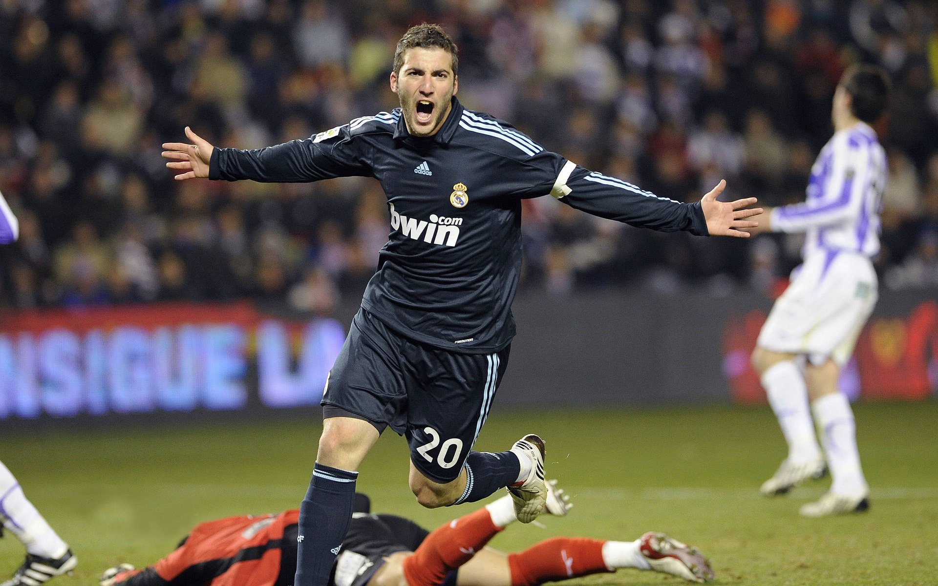 熊猫体育官网入口-奥运周期关键战，西班牙战术革新终结摩洛哥黑马之路