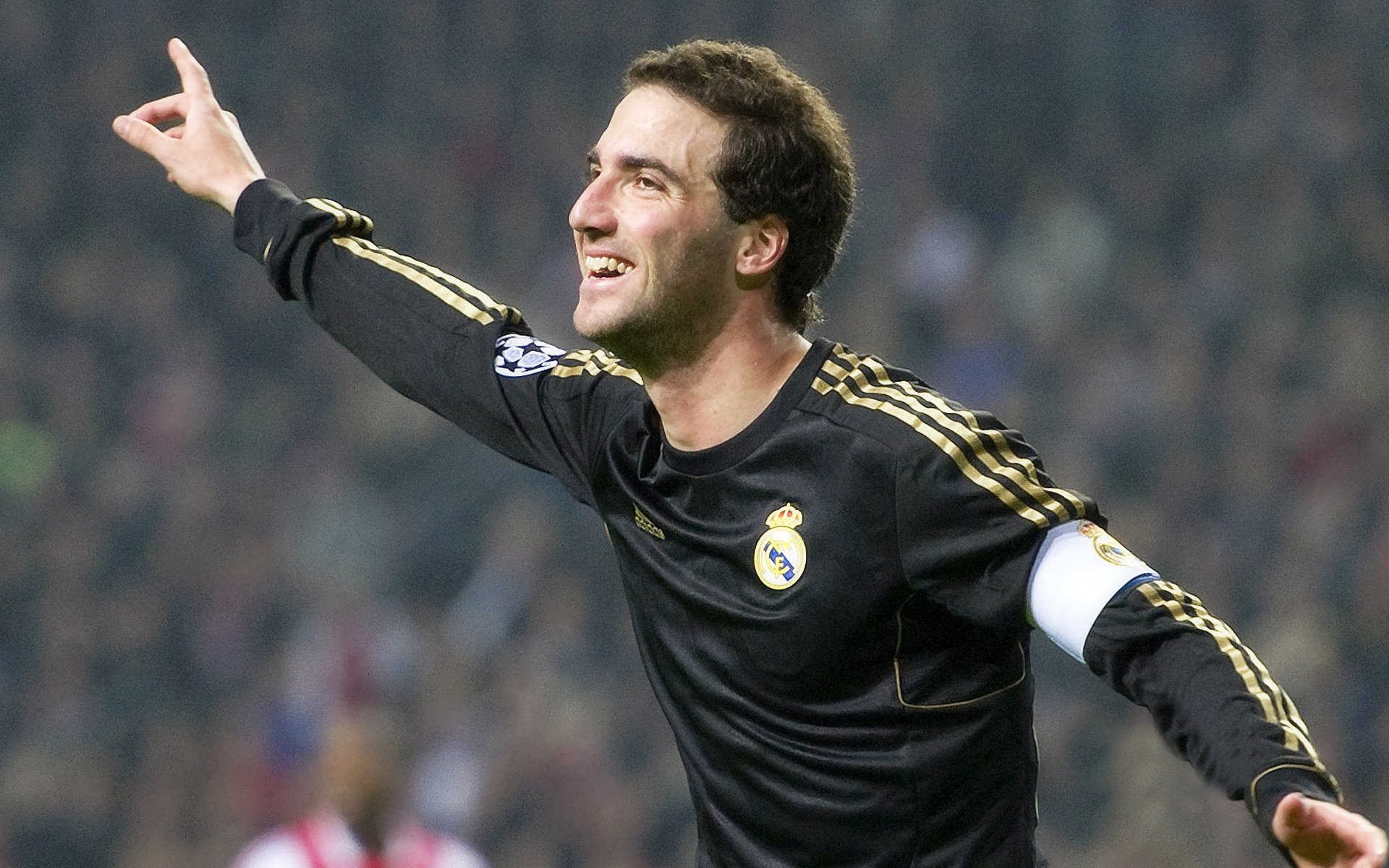 熊猫体育官方-塞内加尔绝杀美国，戈麦斯惊艳四座，改写足球历史的瞬间